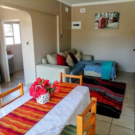 Poolside Guest House Port Shepstone Dış mekan fotoğraf