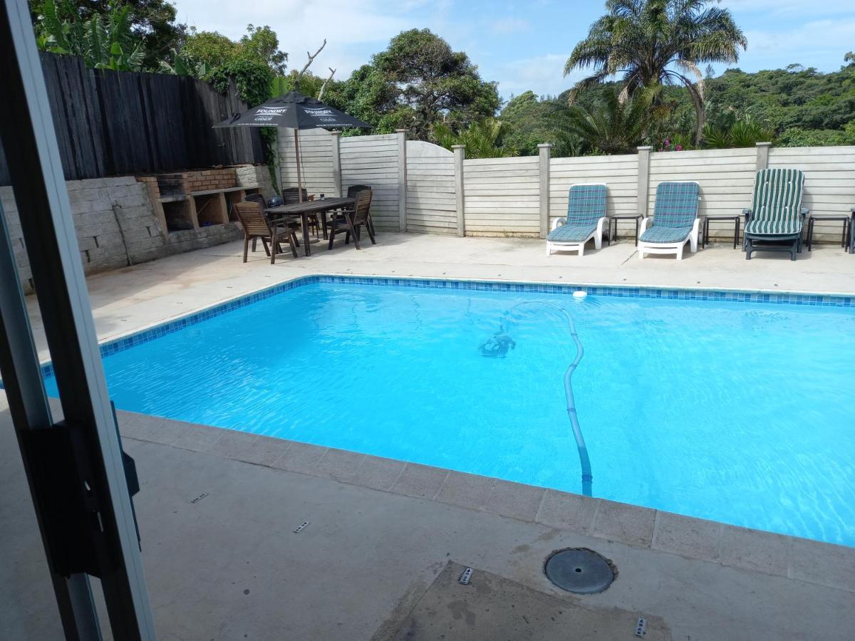 Poolside Guest House Port Shepstone Dış mekan fotoğraf
